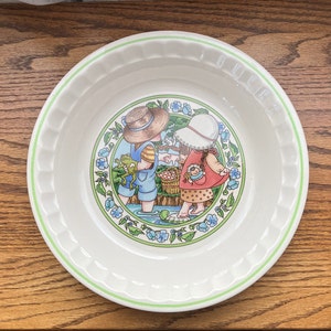 Vintage Watkins Pie Plate Country Kids Summertime Fresh Strawberry Pie Recipe