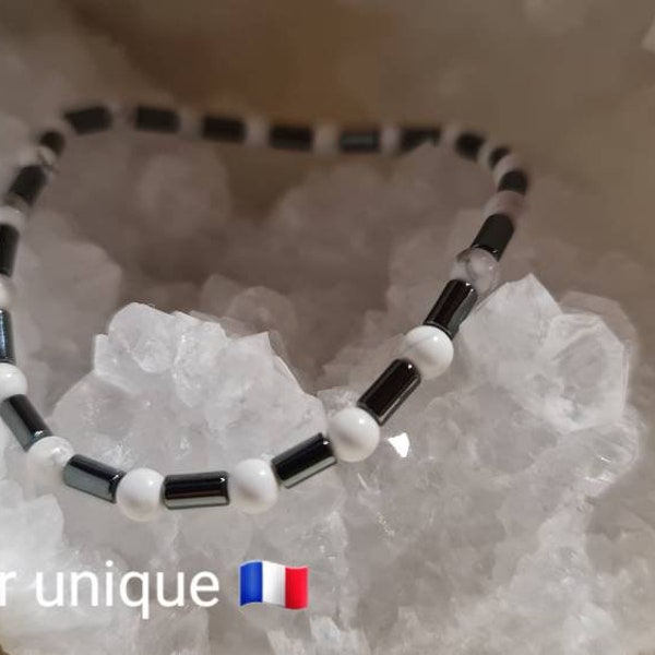 Sublime bracelet howlite  Naturelle 4mm  et hématite de 19cm