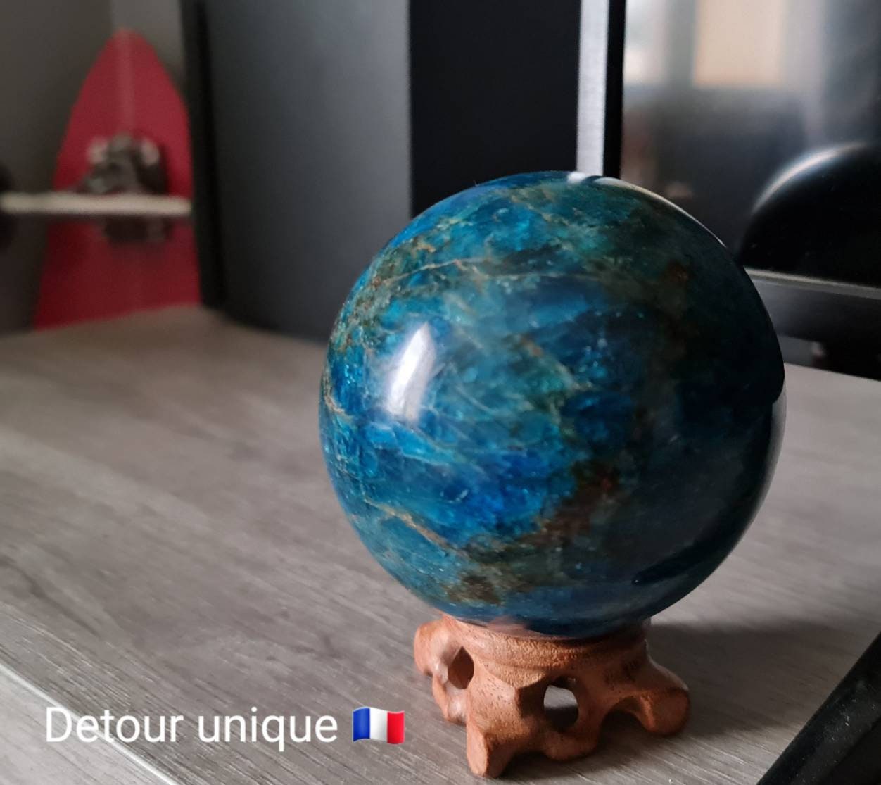 Sublime Sphère Apatite Bleue 9cm+1Kg