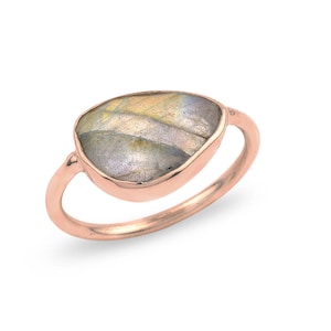 Silver Labradorite Rose Gold Ring, Labradorite Ring, Genuine Gemstone Ring, Natural Labradorite Ring, Dainty Ring, Rose Gold Labradorite