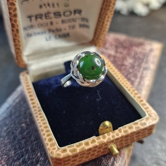 Vintage modernist 925 silver ring with jade, true vintage, green jade, knots, geometric, rhodium plated