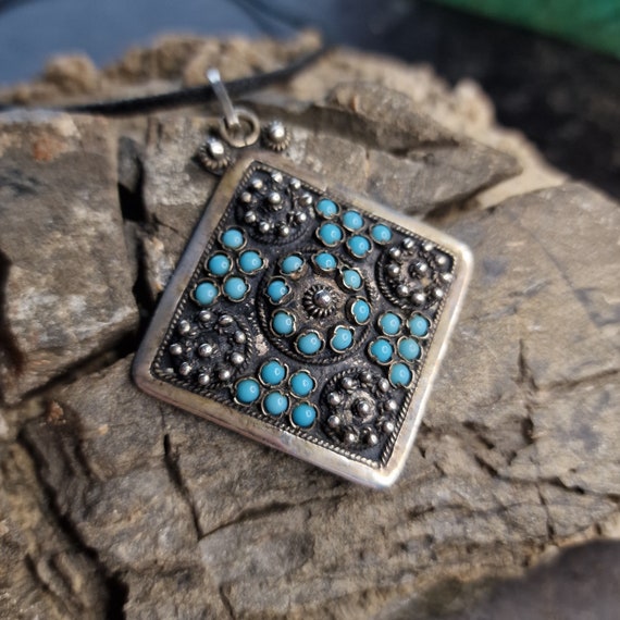 Beautiful old pendant 900 silver with turquoise from Tibet, handmade