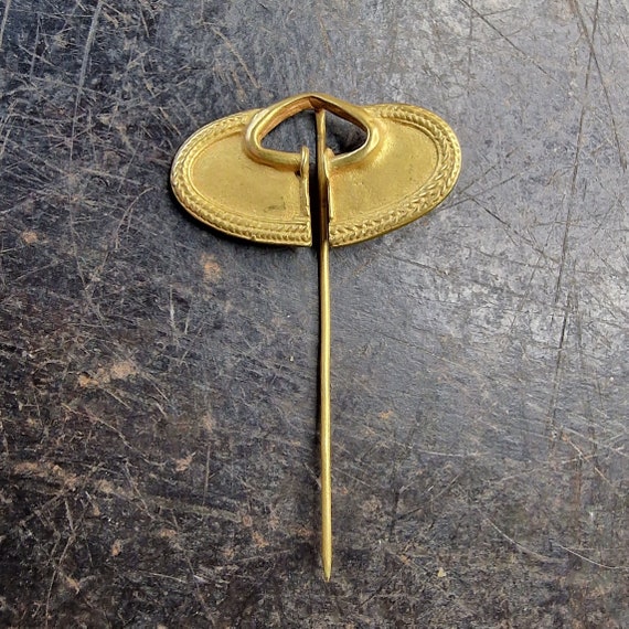 Rare L.A CANO brooch, pin, gold plated museum replica (24 carat gold plated), in pre-Columbian style