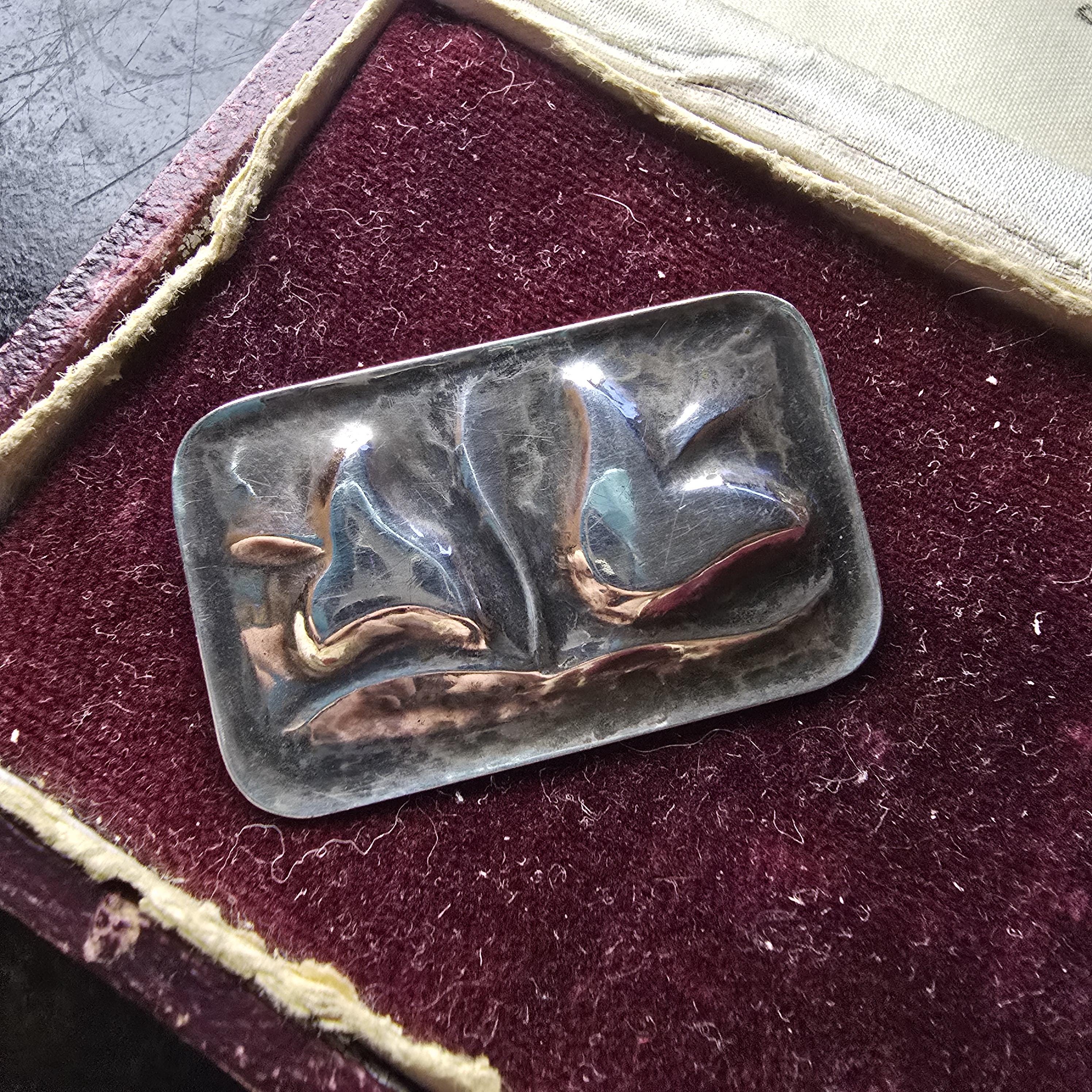 Broche 1930 Fleur En Emaux Naturalistes Et Marcassites Sur A