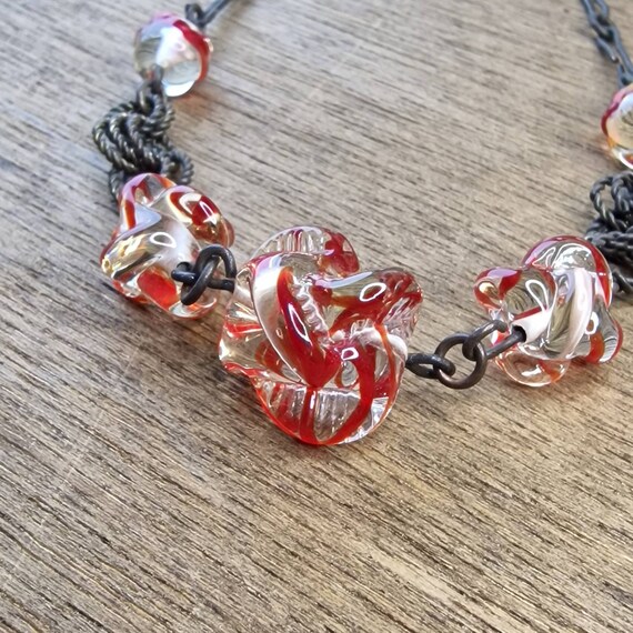 Vintage glass chain, necklace, red, iron jewelry from around 1930 to 1940, handmade, lampwork, true vintage
