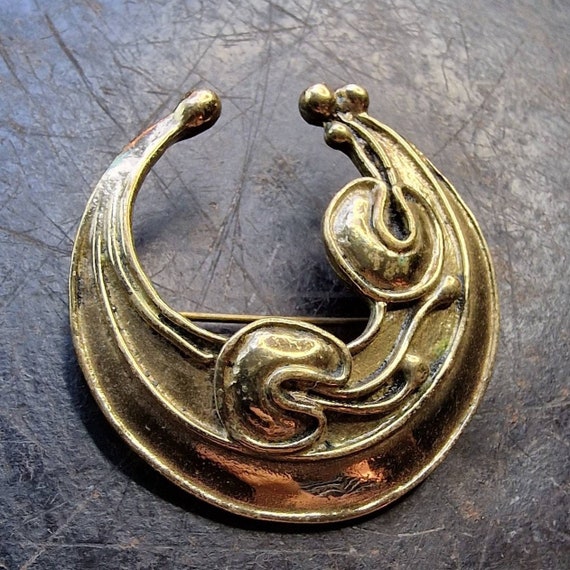 Vintage Signed Brooch, Bronze, Gold plated Brooch EH Eivind Hillestad Norway 60s, true vintage, floral