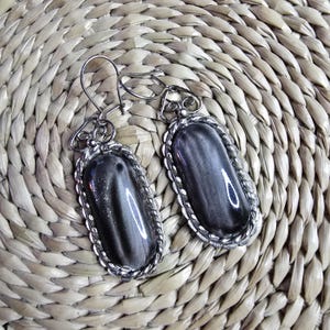 Boucles d'oreilles assorties en émail floral pendentif et bague éventuellement russe - France