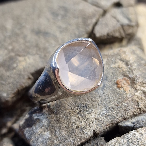 Designer 925 silver ring with cut rose quartz, faceted, star cut, star, sterling