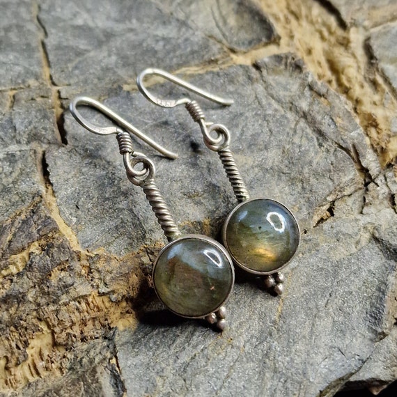 Beautiful Indian 925 silver earrings with labradorite, earrings, tribal, boho, larp, natural jewelry