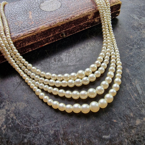 アクセサリー BECOME TREE Glass-Pearl Necklace Art Deco 1930s Glass Necklace, Faux Pearls, Art Nouveau, True