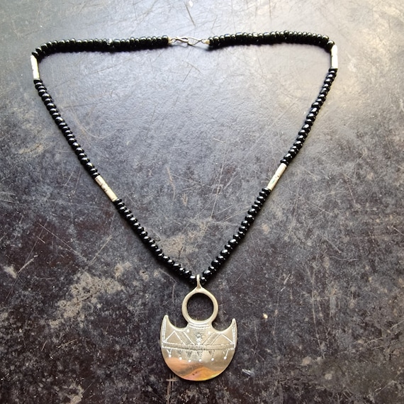 Old Tuareg necklace with brass and glass vintage,… - image 4