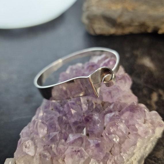 Designer Modernist 950 silver bangle, intertwined, Midcentury, handmade, around 1970,