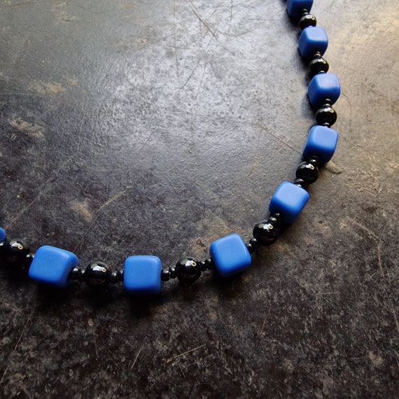 Art Deco glass necklace, necklace blue, black, glass necklace, Art Nouveau, true vintage, Bohemia, cube, design, frosted
