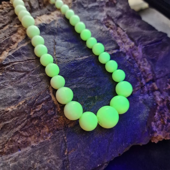 Vintage Bohemian glass necklace white, brown uranium glass handmade, pressed glass, true vintage, Bohemia Vaseline glass