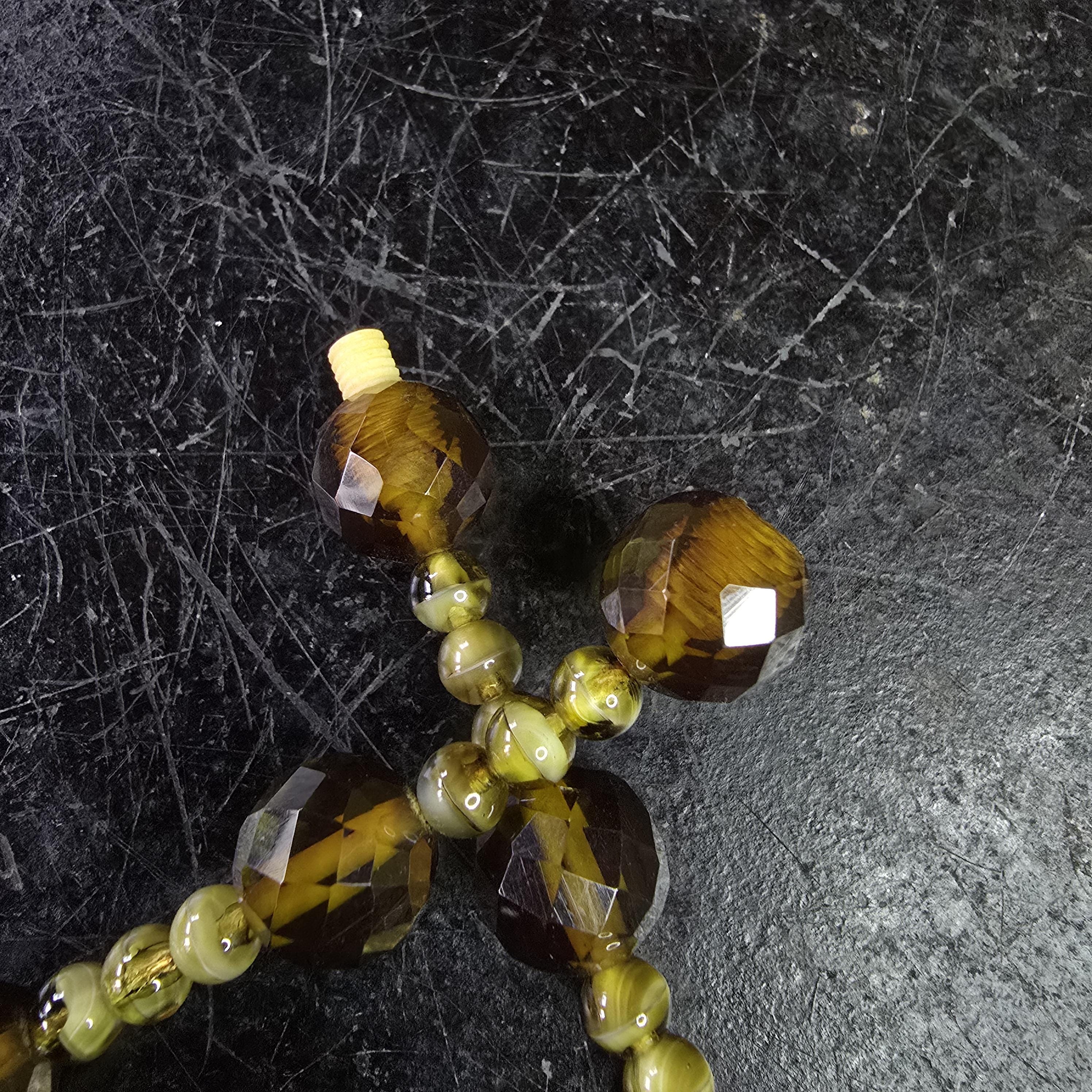 Collier Perles Vintage Bakélite Vert – Ancien, Occasion Très Bon état