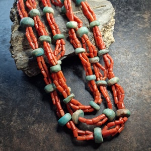 Vintage Marokkanische Koralle und Chrysokoll, Korallen Kette, true Vintage, Bakelit, Catalin, Faturan, Tuareg, Berber, tribal, Natur Koralle