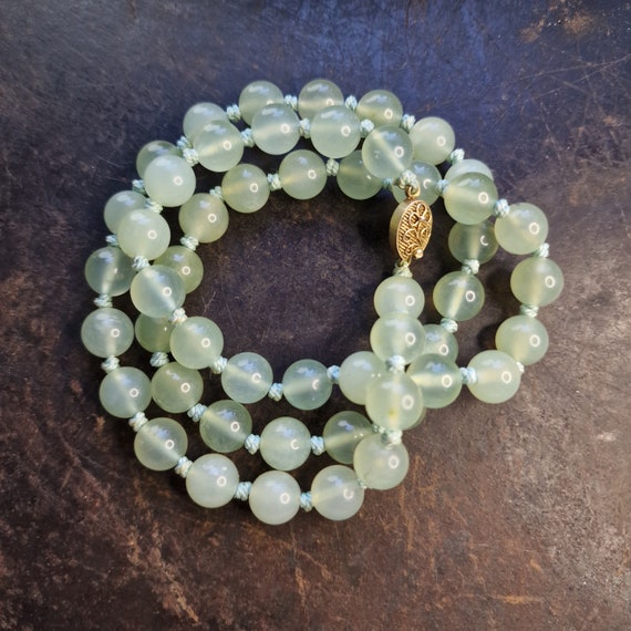 Vintage Chinese export jade chain necklace handmade, silver clasp, true vintage, long Chinese export, ethno, apple jade, light jade
