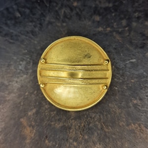 Rare L.A CANO brooch round, shield, button, gold plated museum replica (24k gold plated), pre-Columbian style 011