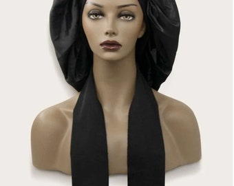Sleeping hair bonnet with straps