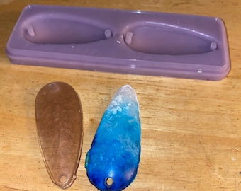 Fishing lure mold 2 piece