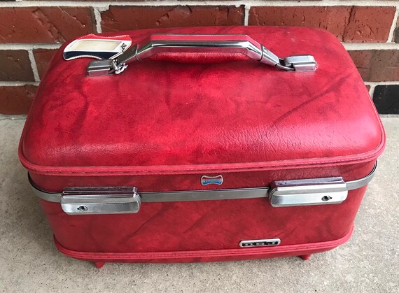 american tourister vanity case