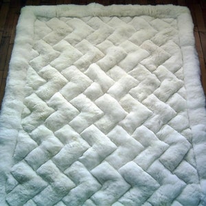 New 71 x 80 IN  White Ivory Alpaca Rug.&quot;&quot; Design. Soft peruvian alpaca fur.  41 x 55 Inches and  71 x 80 Inches