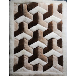 40 x 46 IN  Alpaca fur Rug.&quot;Y&quot; Design. Soft peruvian alpaca fur Brown handmade in Peru for bedroom living room