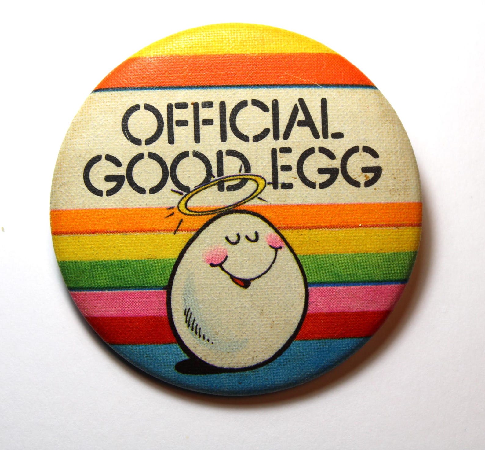 Vintage 1979 Hallmark Official Good Egg Button 3