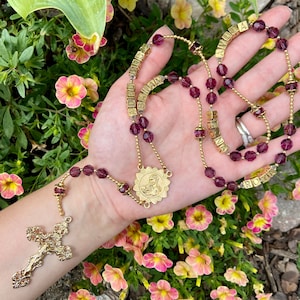 Amethist Oostenrijkse kristal handgemaakte gouden rozenkrans, juni geboortesteen, christelijke geschenken voor haar, paarse gebedskralen, eerste heilige communie cadeau