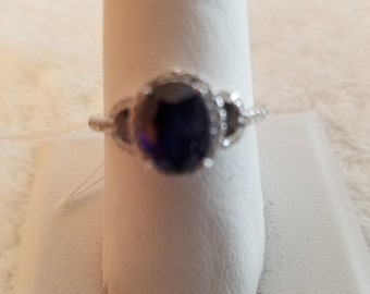 Blue sapphire ring