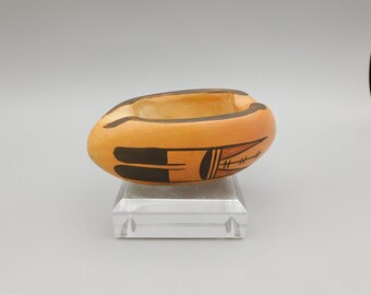 Vintage Hopi mid century Modern Pottery Ashtray