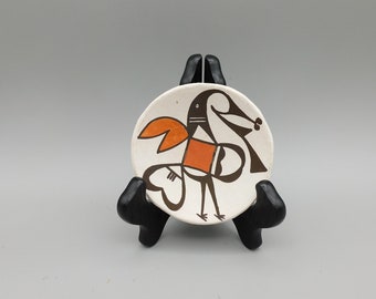 Acoma Pottery tray by Mary Lewis Bird design