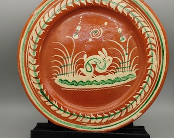 Tlaquepaque Bandera redware Plate with Rabbit Design