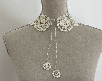 French antique lace collar, detachable crochet collar