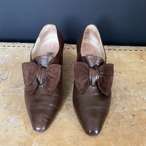 French antique shoes, 20's style chocolate brown leather pumps