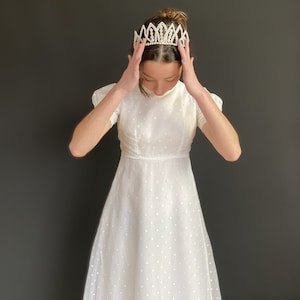 French vintage bridal gown, 1960s wedding dress with train