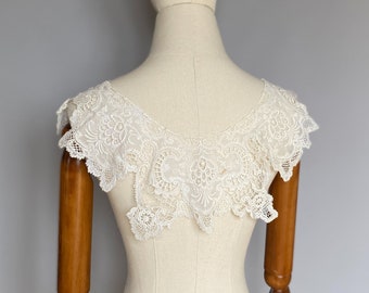 1900s lace collar from France