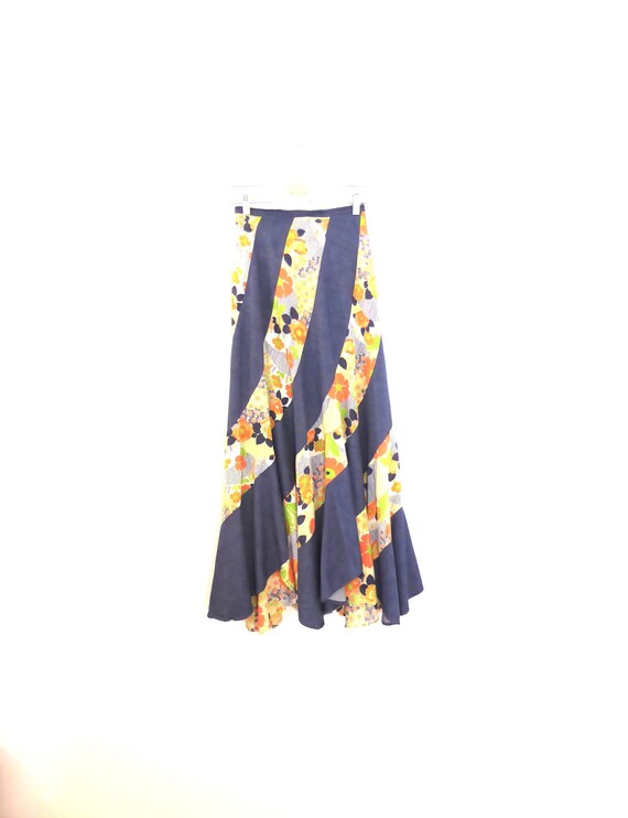 Vintage bias cut maxi skirt size XXS, beautifully