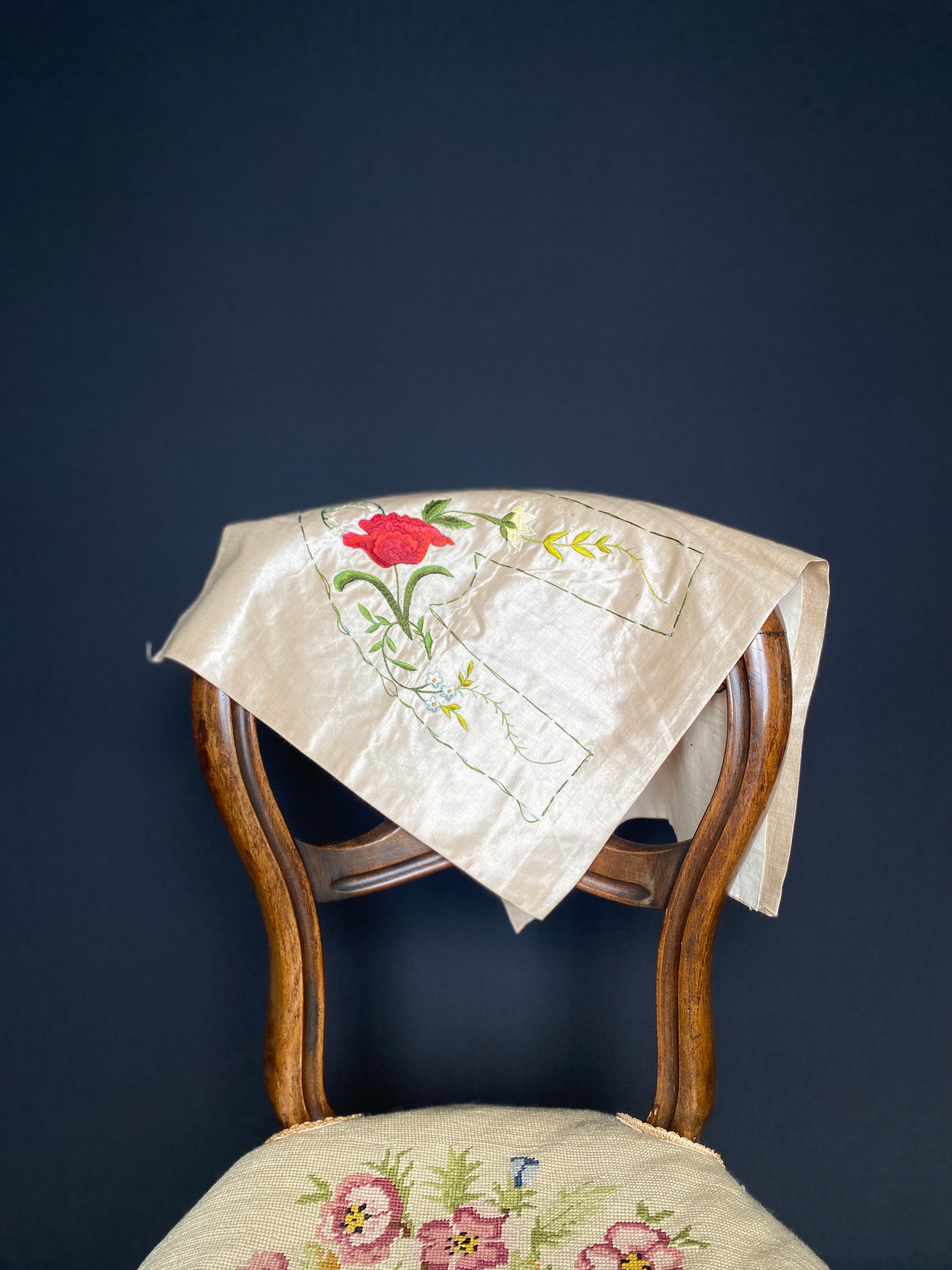 Housse de Coussin Chinoise Brodée Main Grue Bourgogne 40x40cm Sans Rem