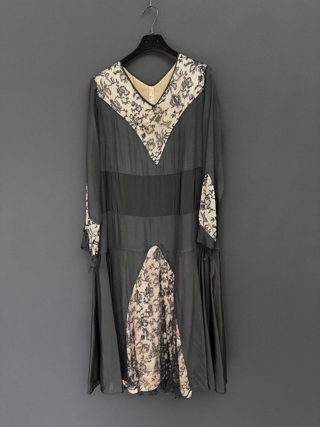 Rare Antique French 1910s Drop Waist Silk Shift Dress With Lace Panels ...