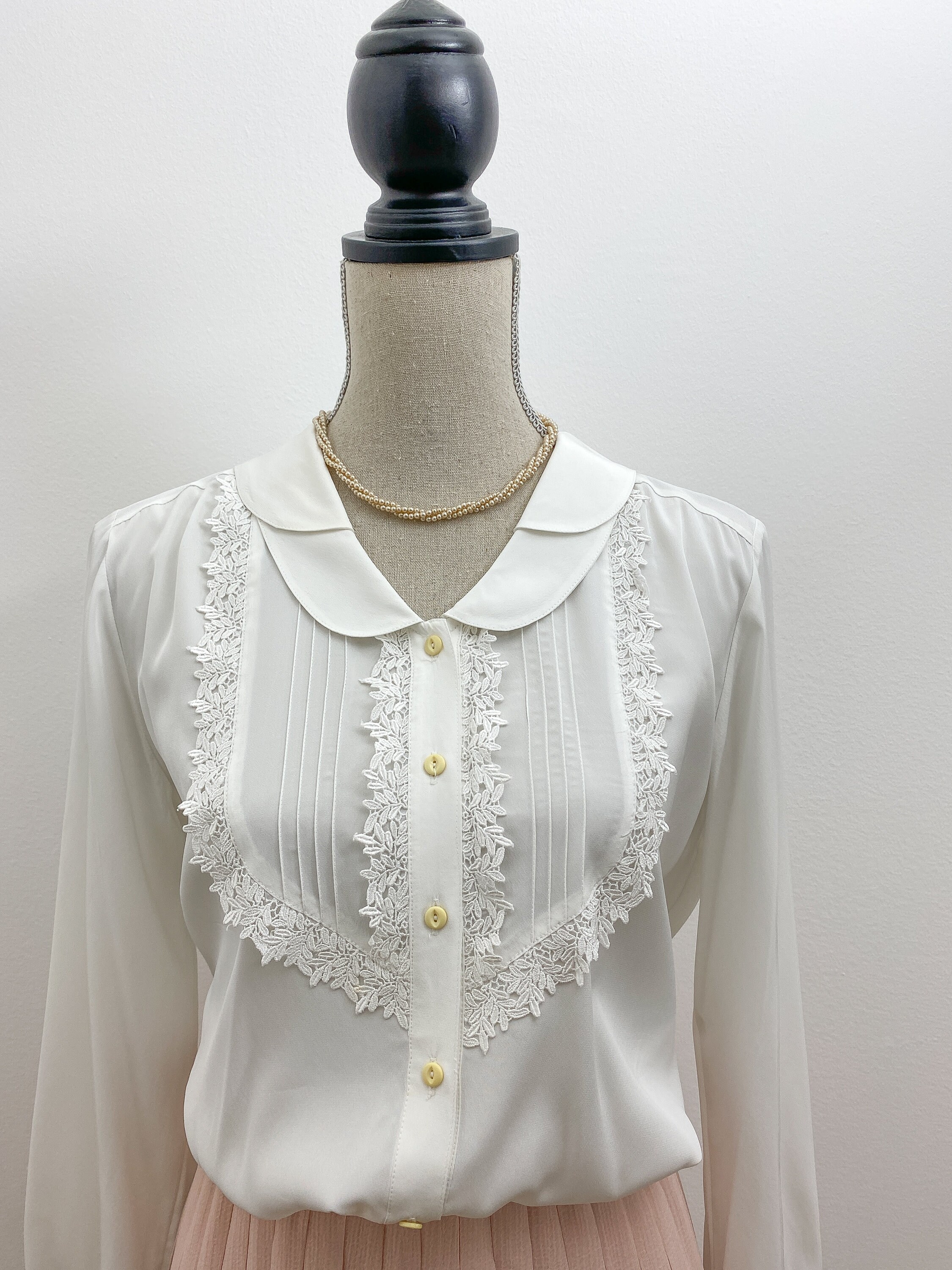 white peter pan blouse