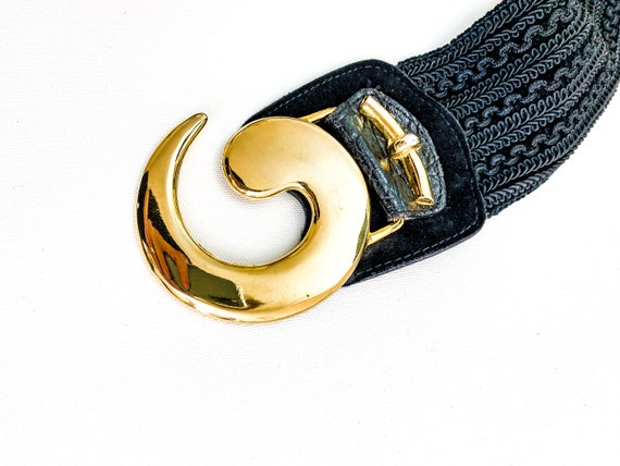 Wide cinch belt, brass buckle, 1980s statement bel