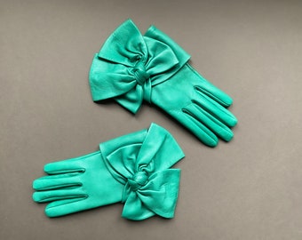 Vintage leather gloves, oversized bow, statement gloves