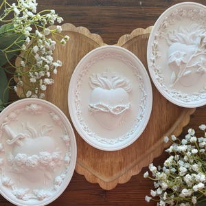 Holy Family Hearts "Cameo Collection"/Lightweight