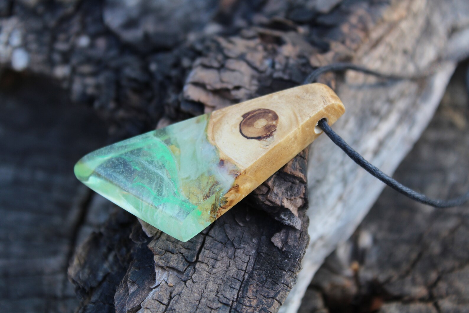 Northern Lights Aurora Green Resin Necklace Wood Resin Etsy