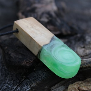 Wood resin, Resin necklace, Wood resin pendant, Wood resin necklace,Wood and resin,Green resin,Resin art,Girlfriend gift,Northern lights