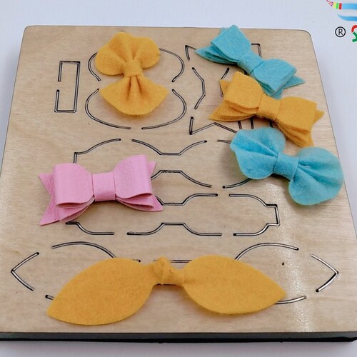 Custom Christmas Bow Die Layered Hair Bow Cutting Dieswood Etsy