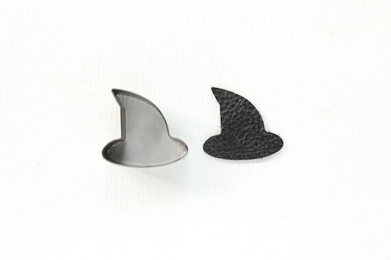 Retro Black solid color cape CD004 Retro Black solid color cape CD004