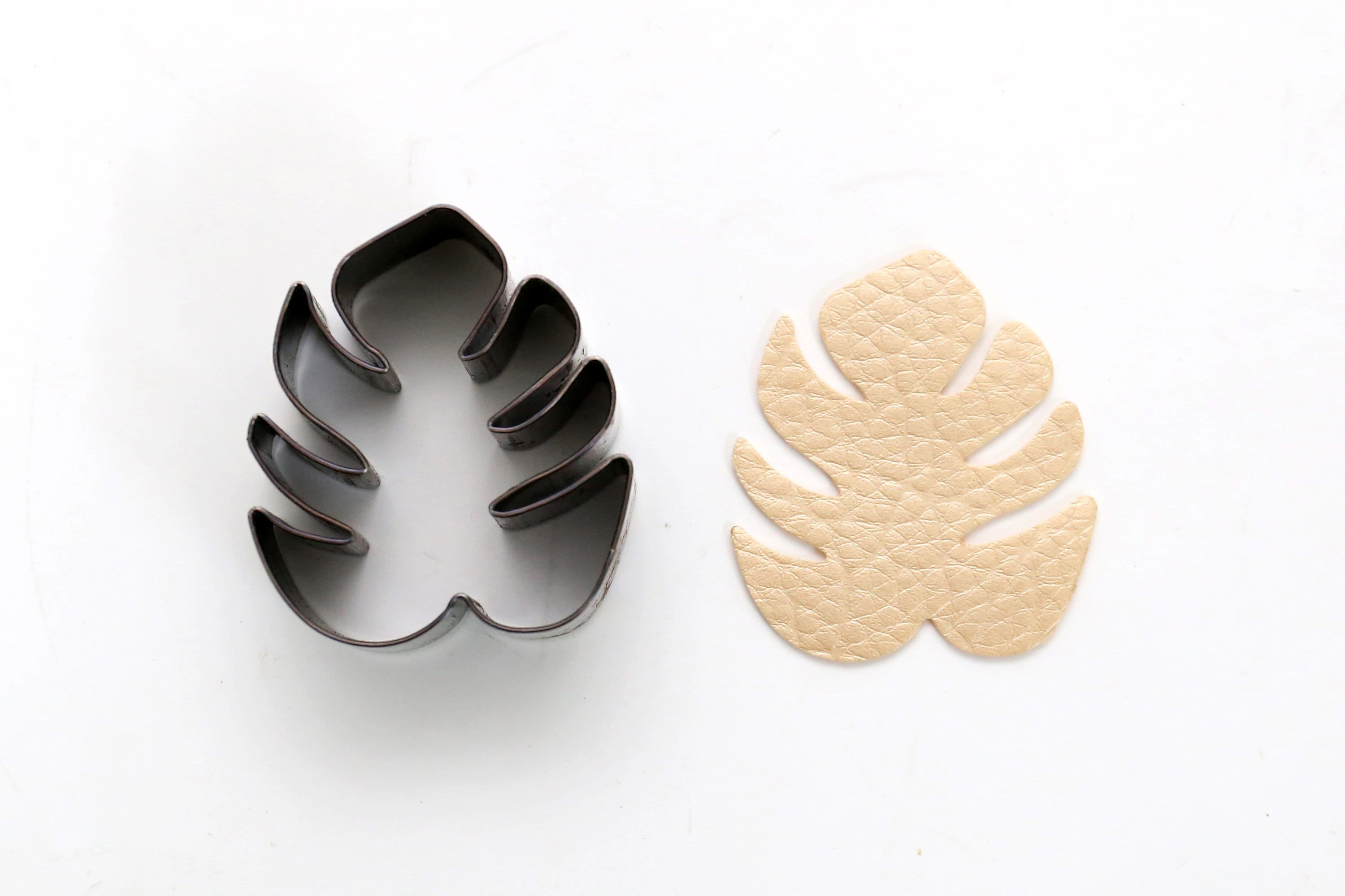 Monstera Leaf Steel Leather Cutter die,leaf Cutting Mold for Leather, Steel Punch - leather crafts