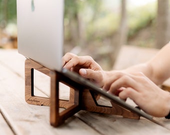 Wood MacBook Pro table stand and holder Wooden riser for MacBook Pro Air 13-16 inch